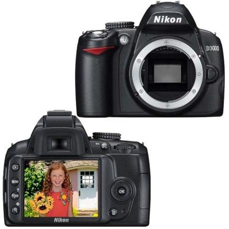 Nikon D3000, tělo