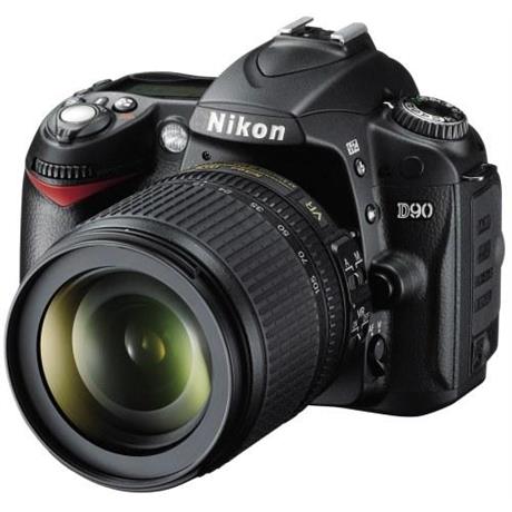 Nikon D90 + 18-105 AF-S DX VR