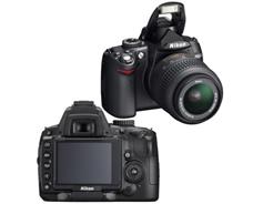 Nikon D5000 + 18-55 AF-S DX VR