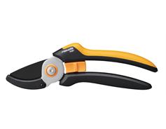 Nůžky zahradní Solid™ jednočepelové P361 - 1057165 - Fiskars