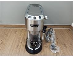 Poškozená krabice - DeLonghi EC 685 M
